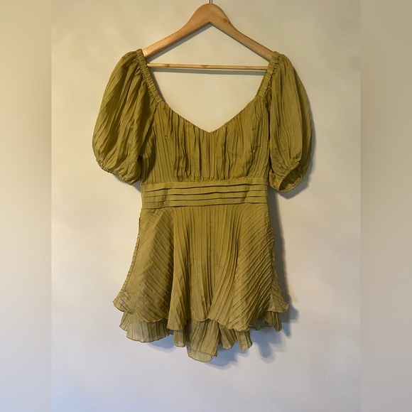 Tiers to You and I Lime Green Tiered Skort Romper size L - Picture 7 of 10